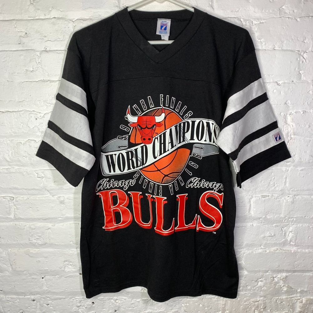Vintage 1991 Chicago Bulls World Champions Logo 7 Shirt Size Medium‎ Black White
